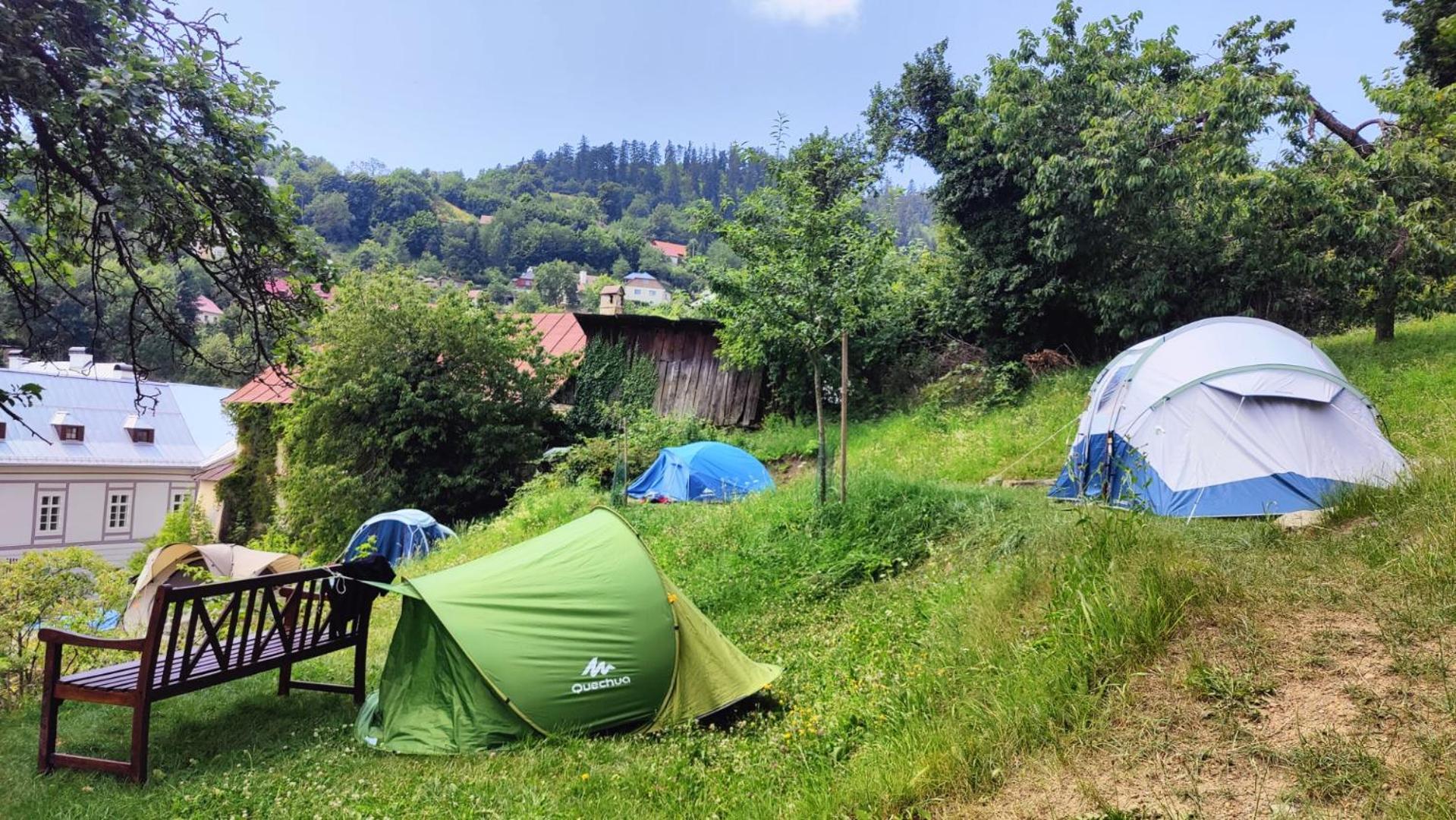 Stanovanie Pod Starym Zamkom - Camping Banska Stiavnica Luaran gambar