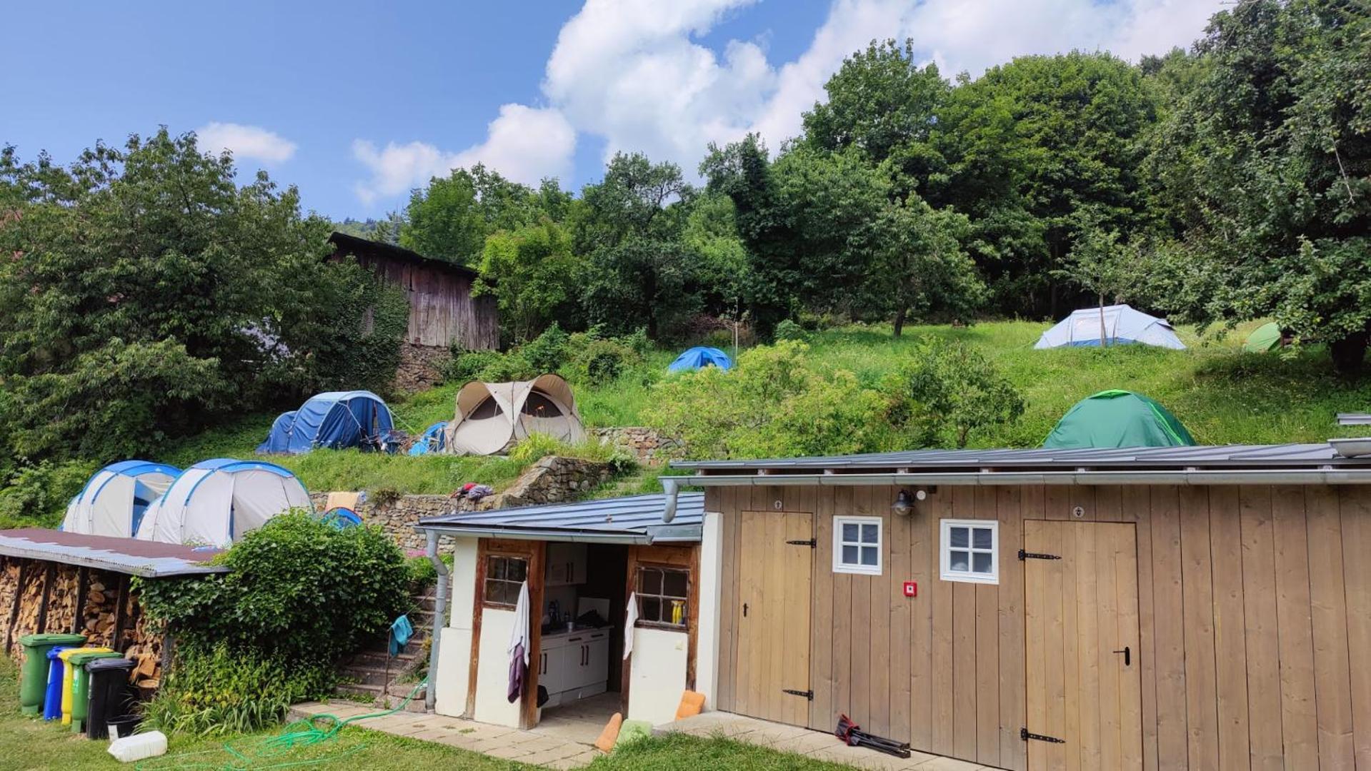 Stanovanie Pod Starym Zamkom - Camping Banska Stiavnica Luaran gambar